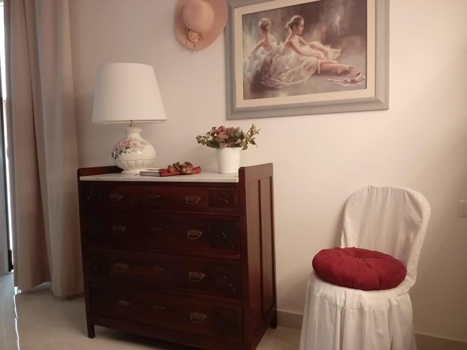 La Vie En Rose - Casa Vacanze Diamante Exterior foto